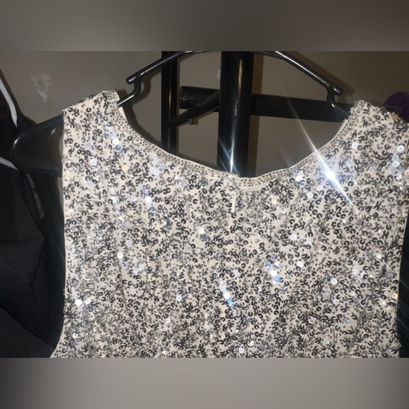 Mac Duggal 5526 NWT SLEEVELESS SEQUINED MIDI SHEATH DRESS - Picture 8 of 10